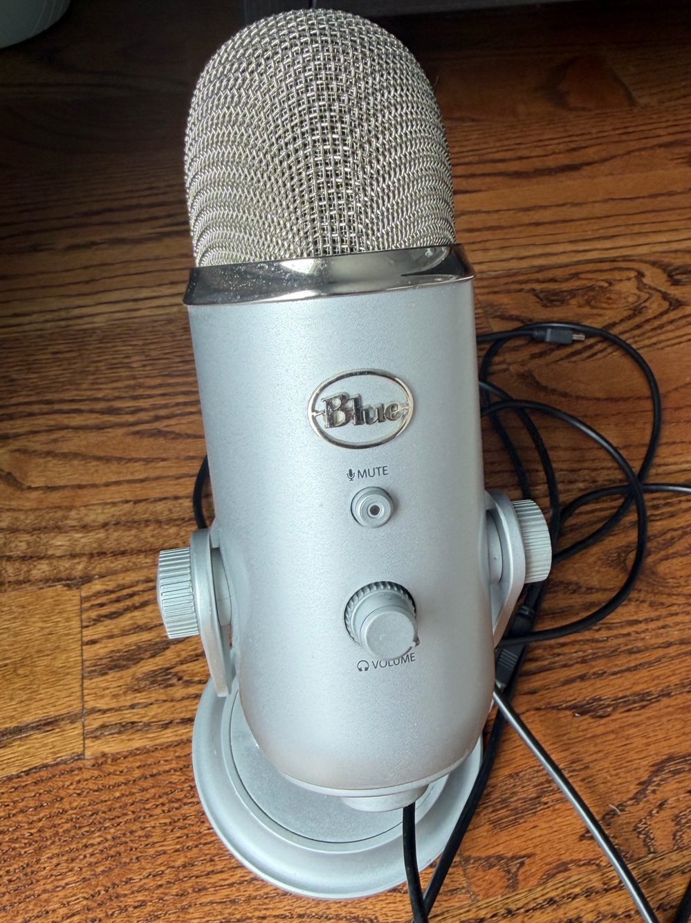 🎙️ Yeti USB Microphone (Silver) | Cord | Pop Filter